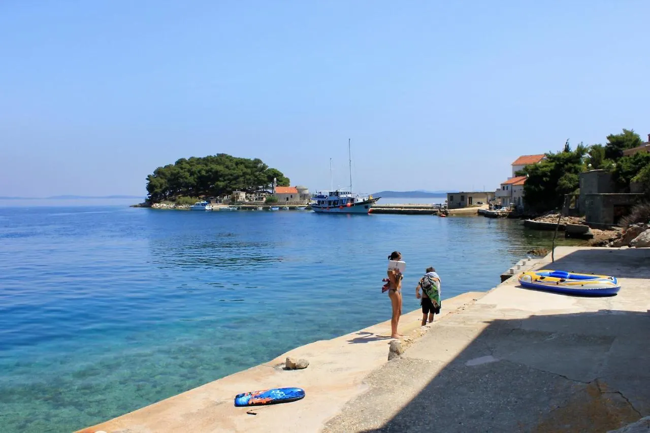 Apartments By The Sea Savar, Dugi Otok - 8079 Brbinj 0*,  Croatia