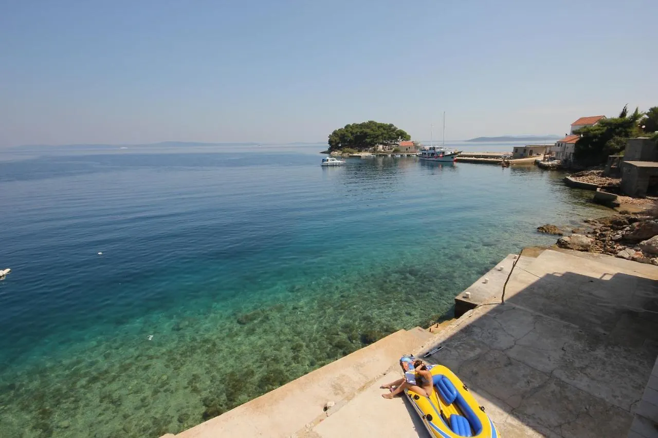 Apartments By The Sea Savar, Dugi Otok - 8079 Brbinj