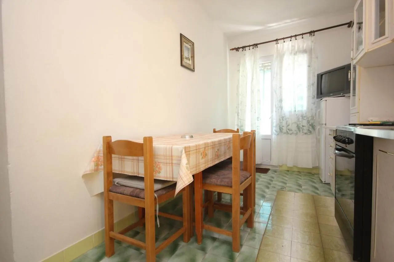 Apartments By The Sea Savar, Dugi Otok - 8079 Brbinj
