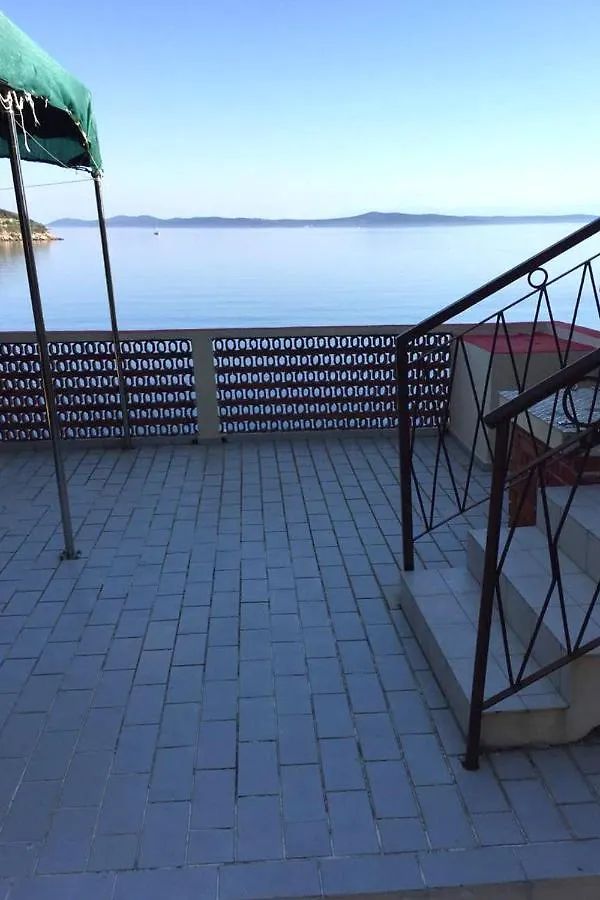 Apartments By The Sea Savar, Dugi Otok - 8079 Brbinj